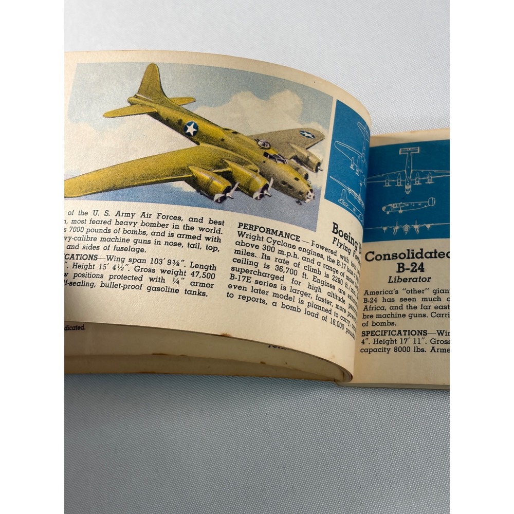 1943 Airplanes of the U.S.A. Whitman WWII Booklet – B-17 B-24 Mars - Picture 10 of 12